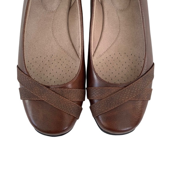 Life Stride Brown Ballet Shoes - Picture 3 of 11